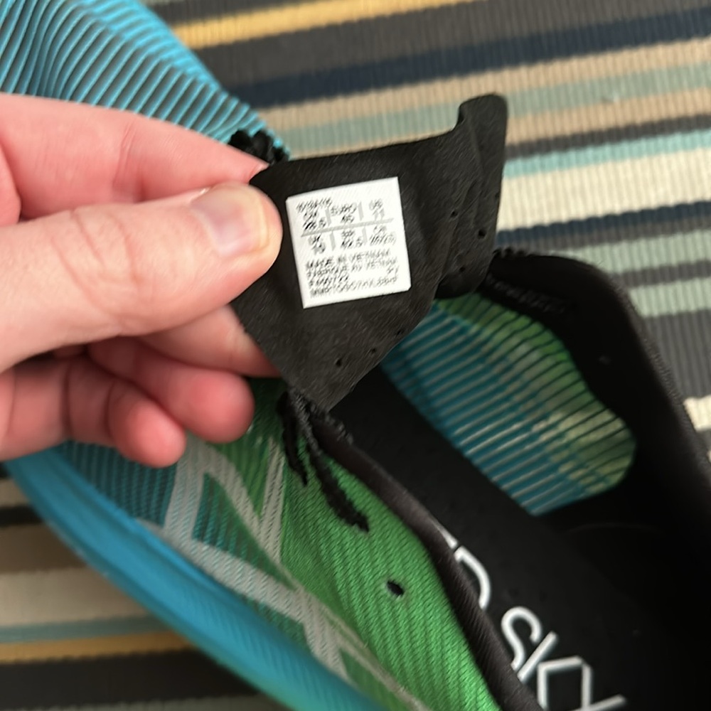 ASICS Metaspeed Sky+ - Picture 2 of 5